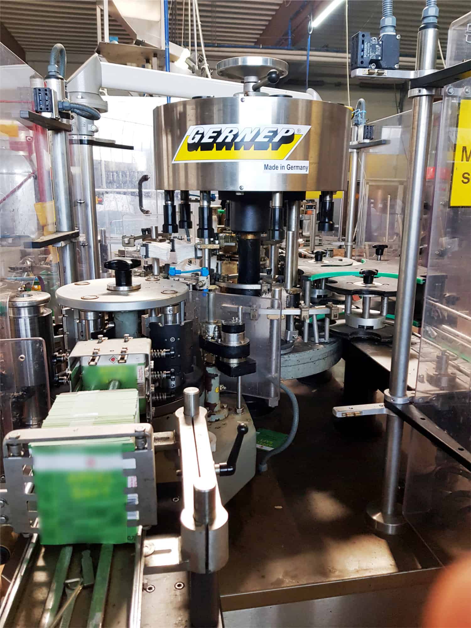 المنظر الأيمن لجيرنيب لابتا 438 