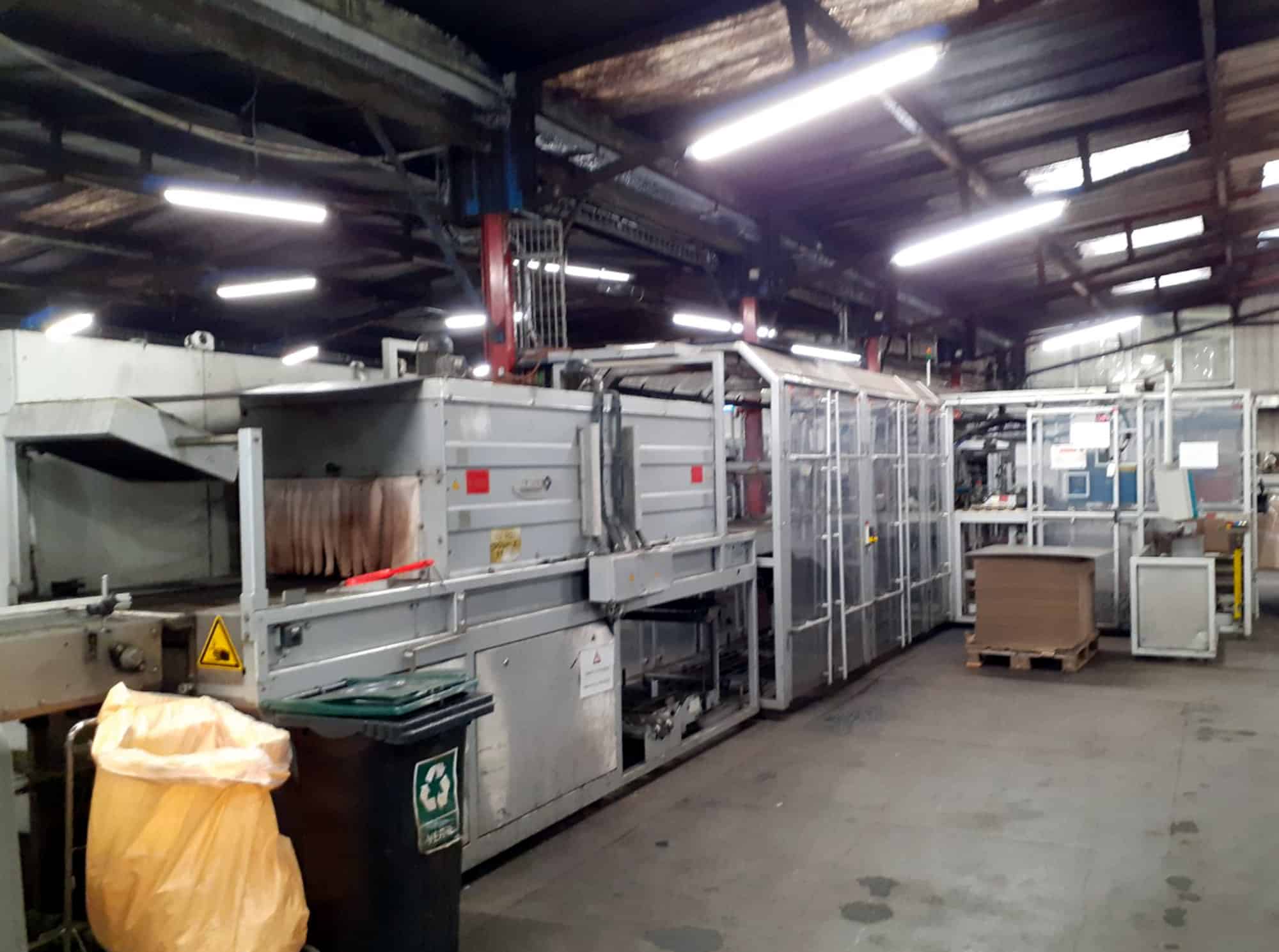 المنظر الأيسر لـ Meypack VP 501 + SW 60T 