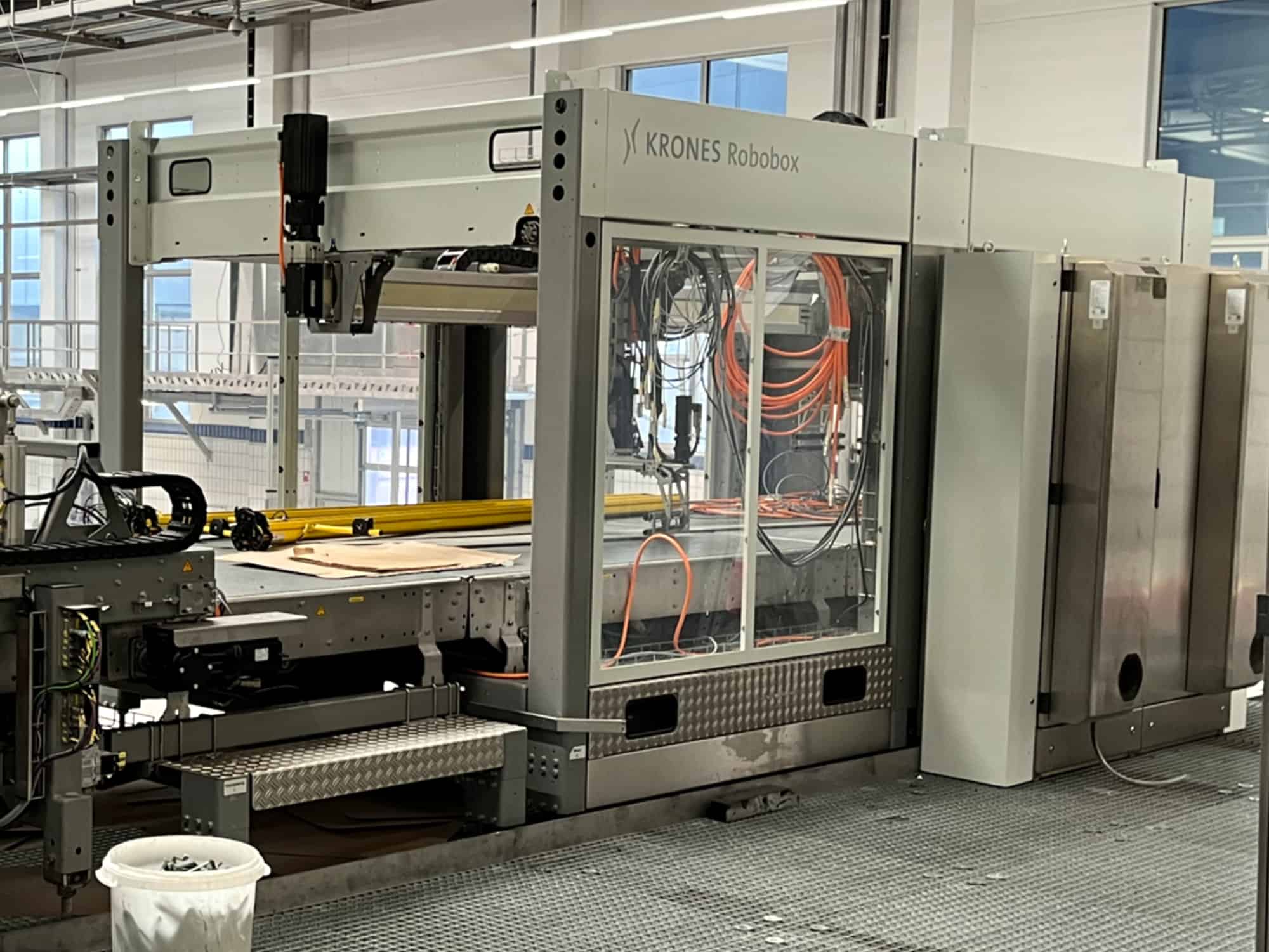 منظر جانبي لكرونيس مودولبال 2A / روبوبوكس كرونز 