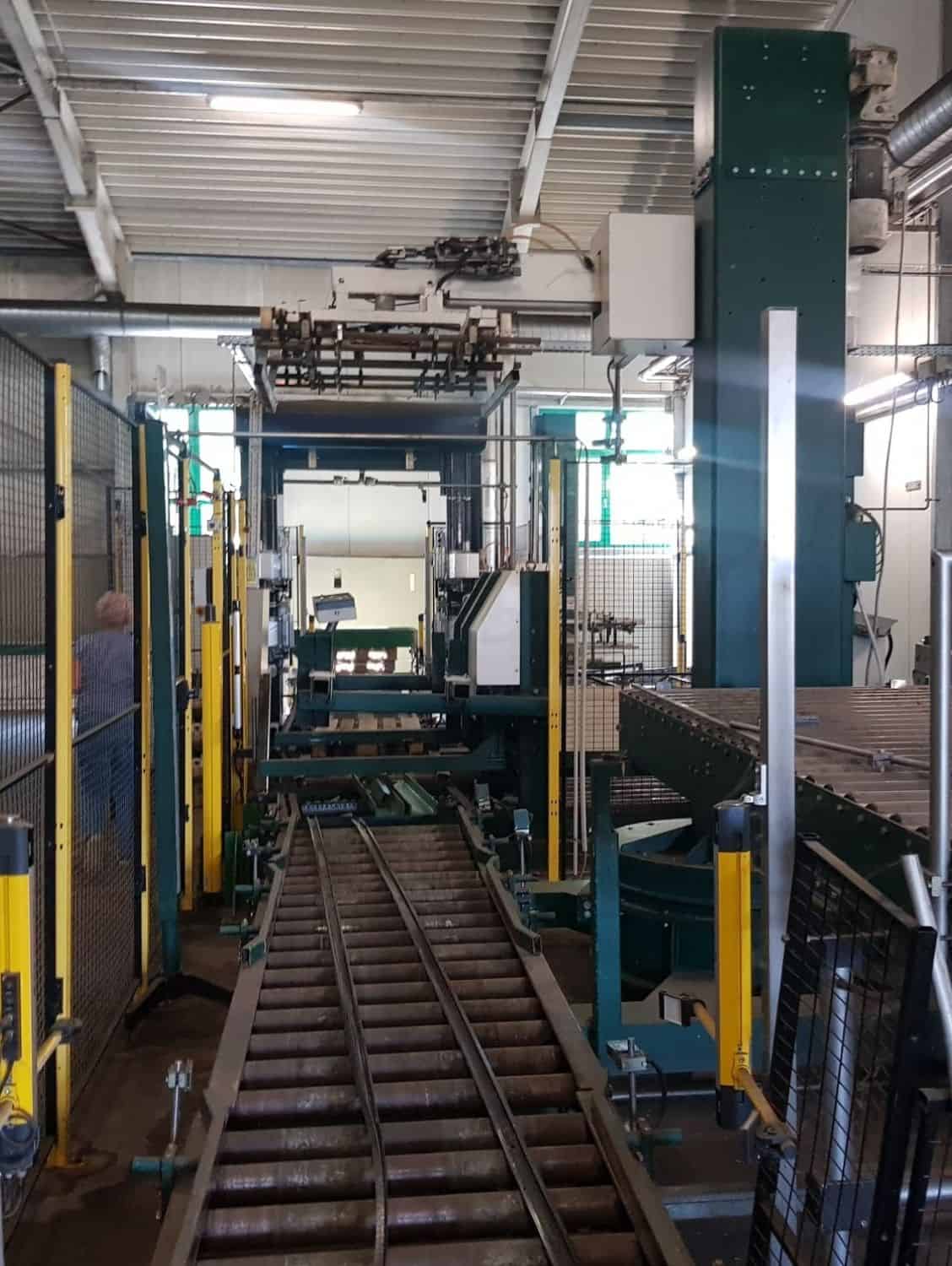 غرفة عمل ناغيما - 