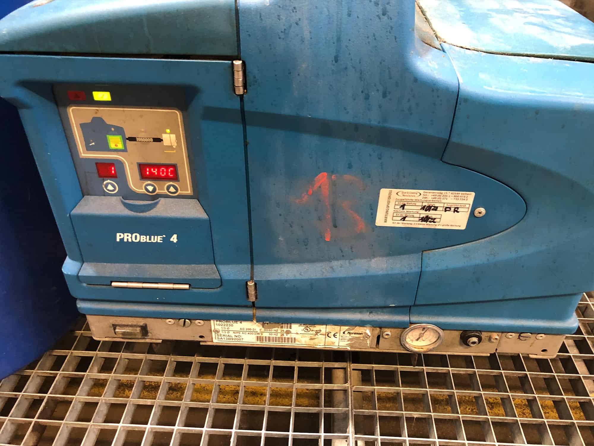 تفاصيل باومر V70/33 