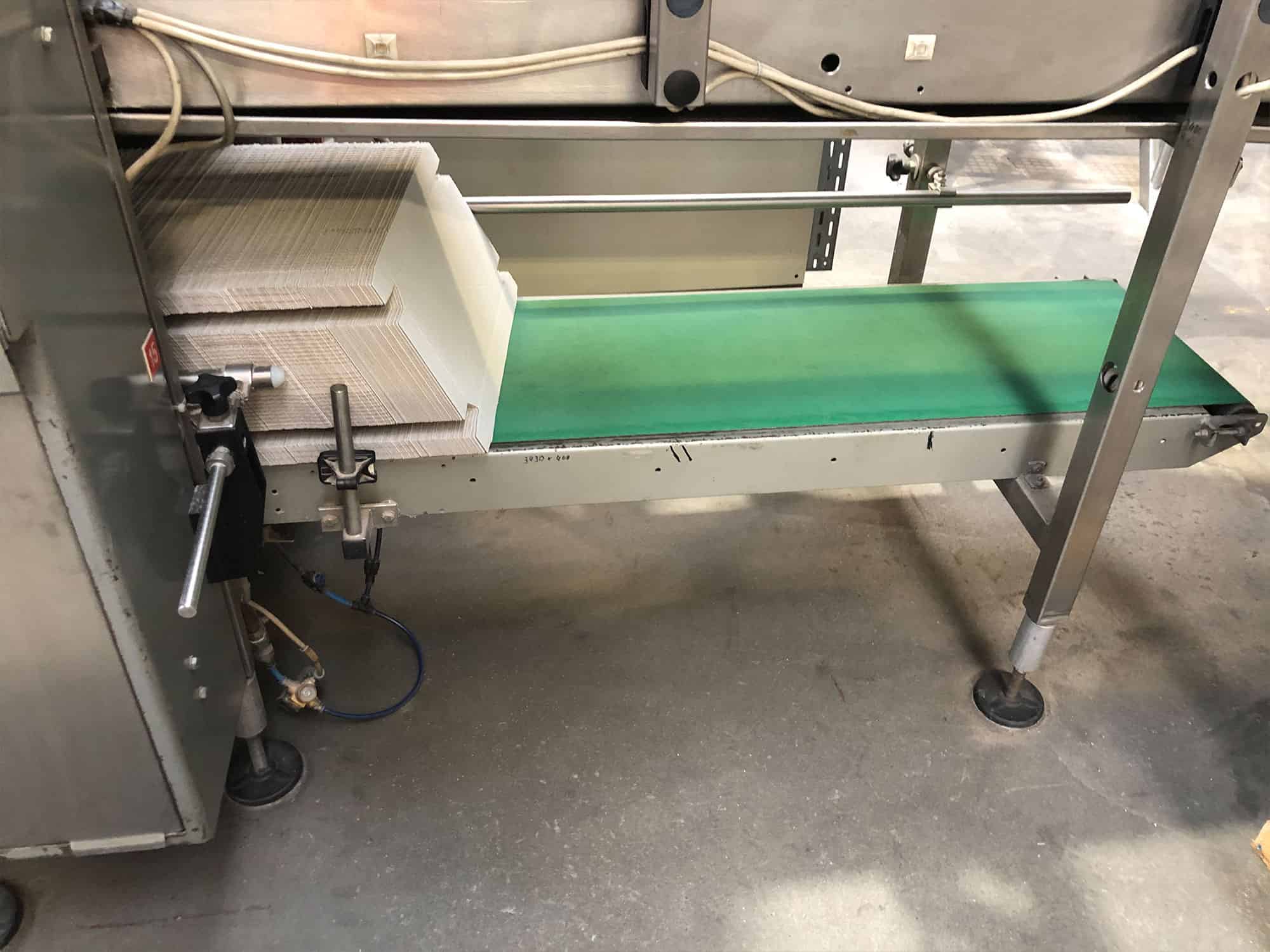 تفاصيل باومر V70/33 