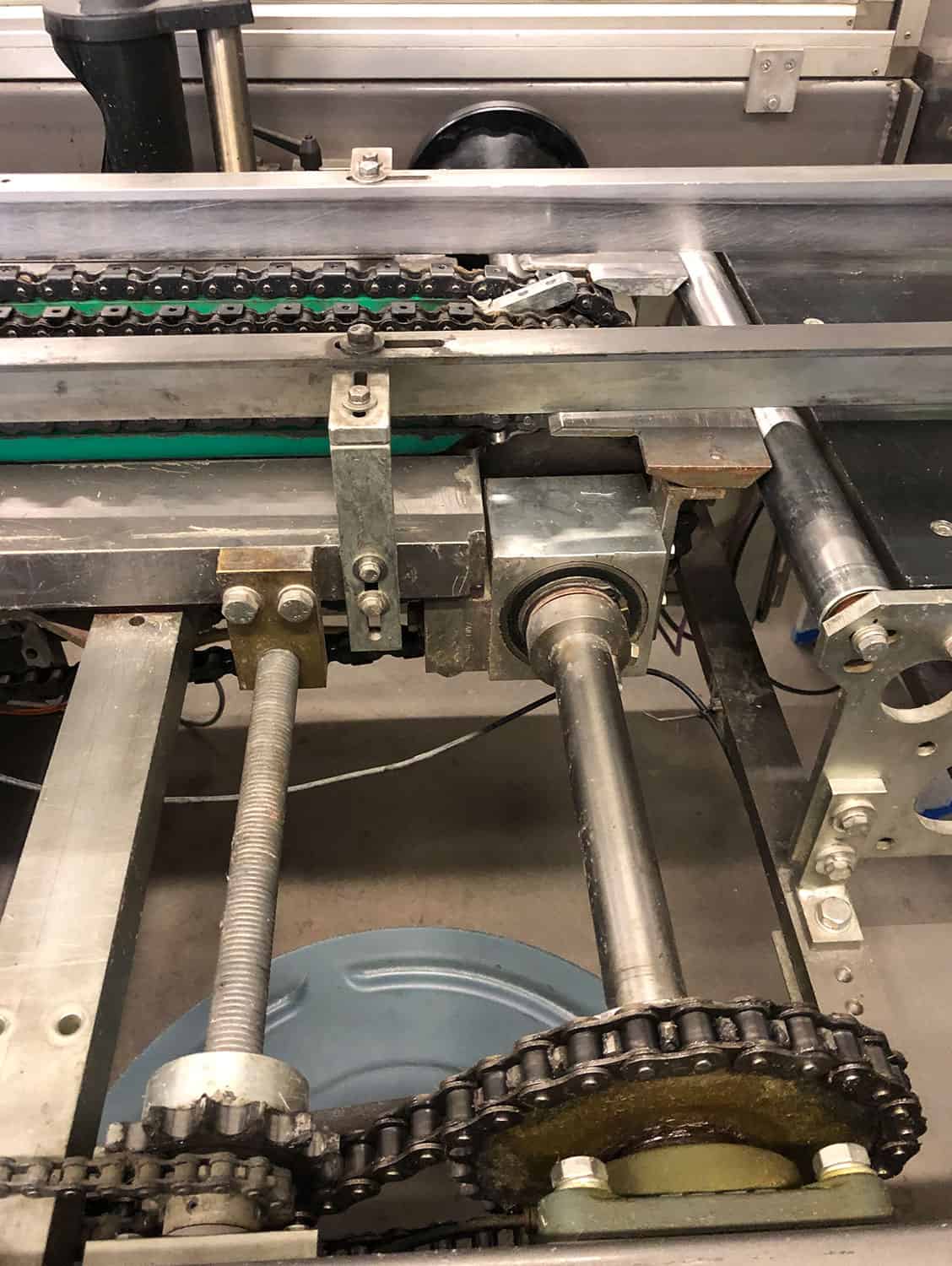 تفاصيل ديماك V25V V25V 