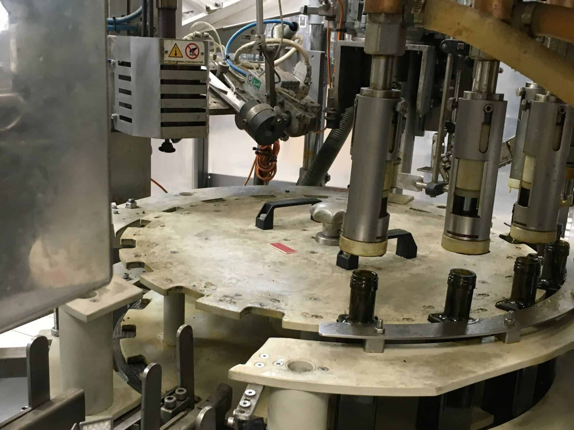 غرفة عمل شركة ألويد كرون - 6HV - 6NV 