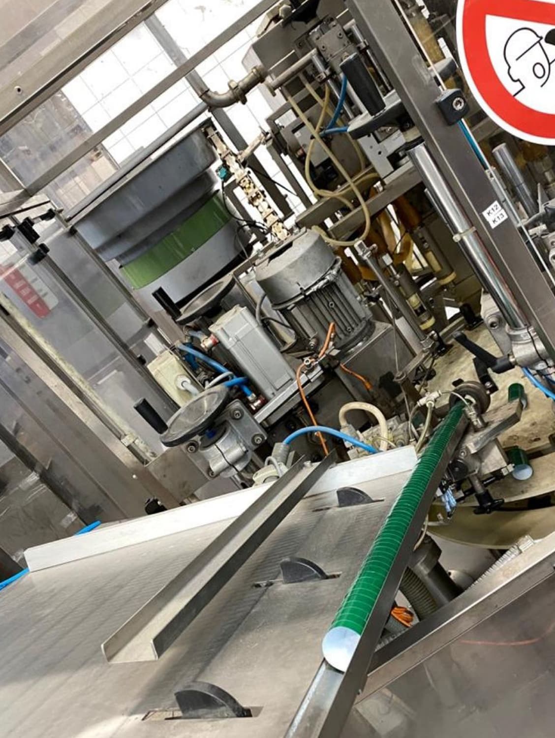 غرفة عمل شركة ألويد كرون - 6HV - 6NV 