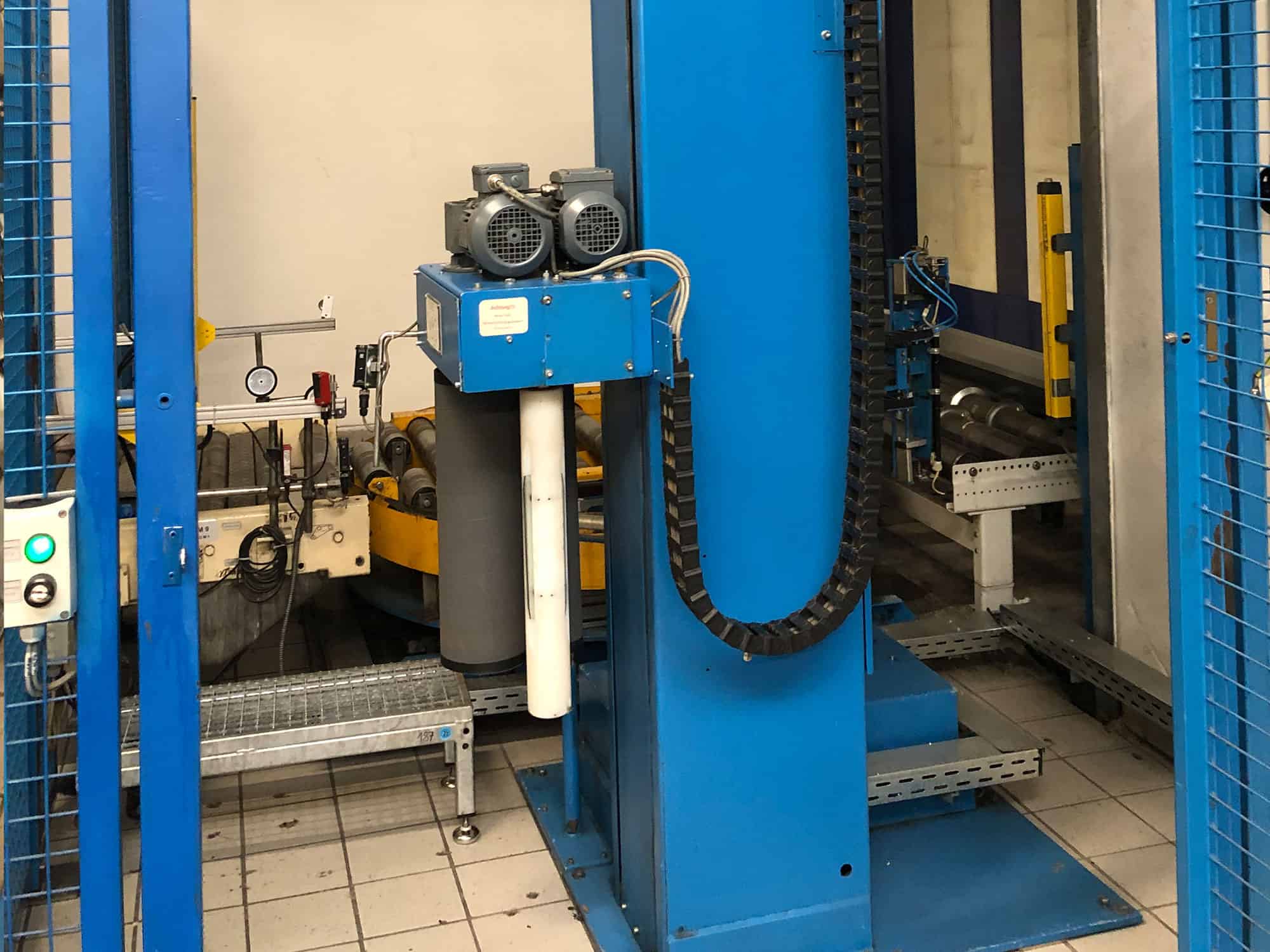 منظر جانبي لستريما SAD-16 