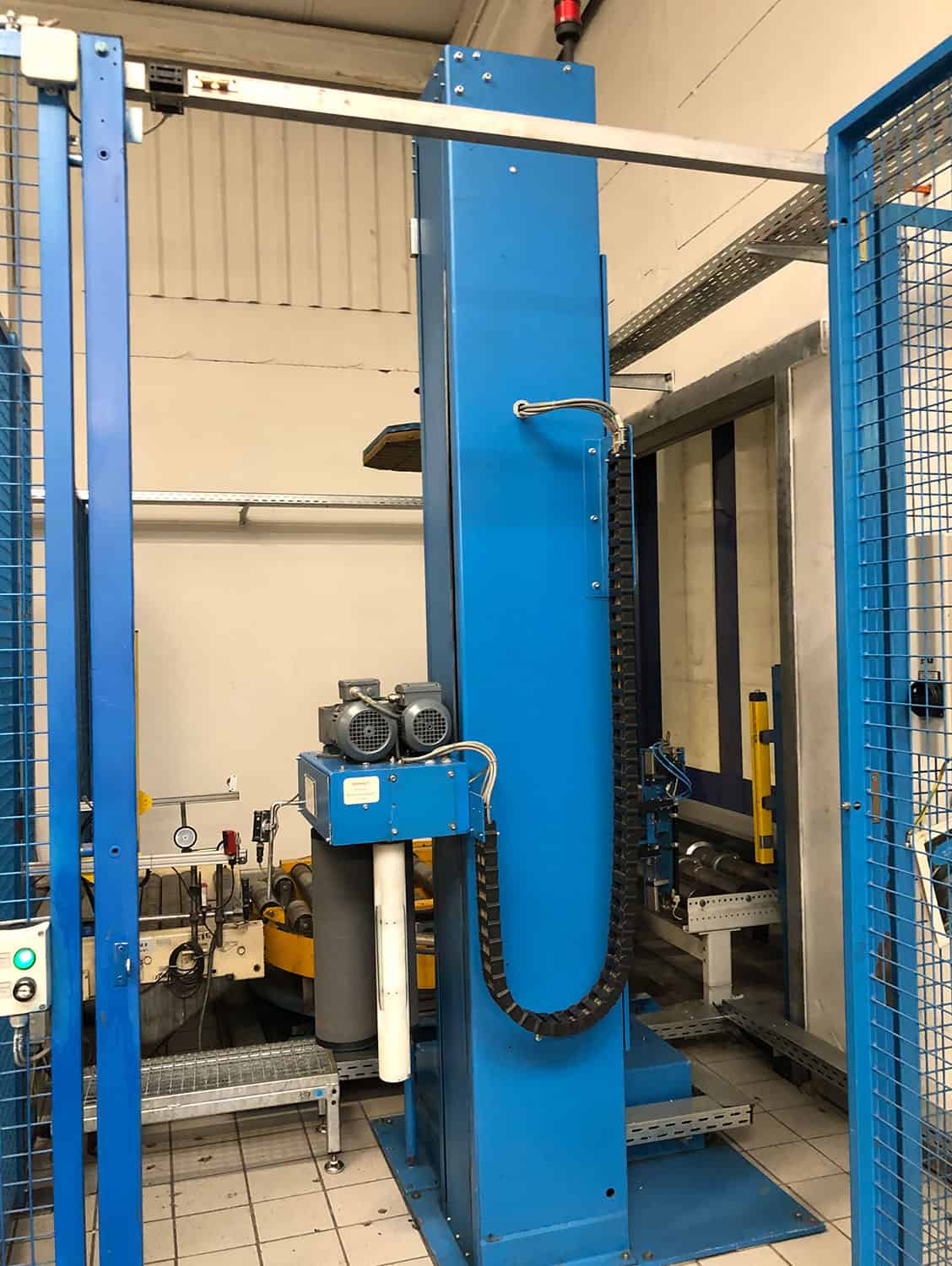 منظر جانبي لستريما SAD-16 