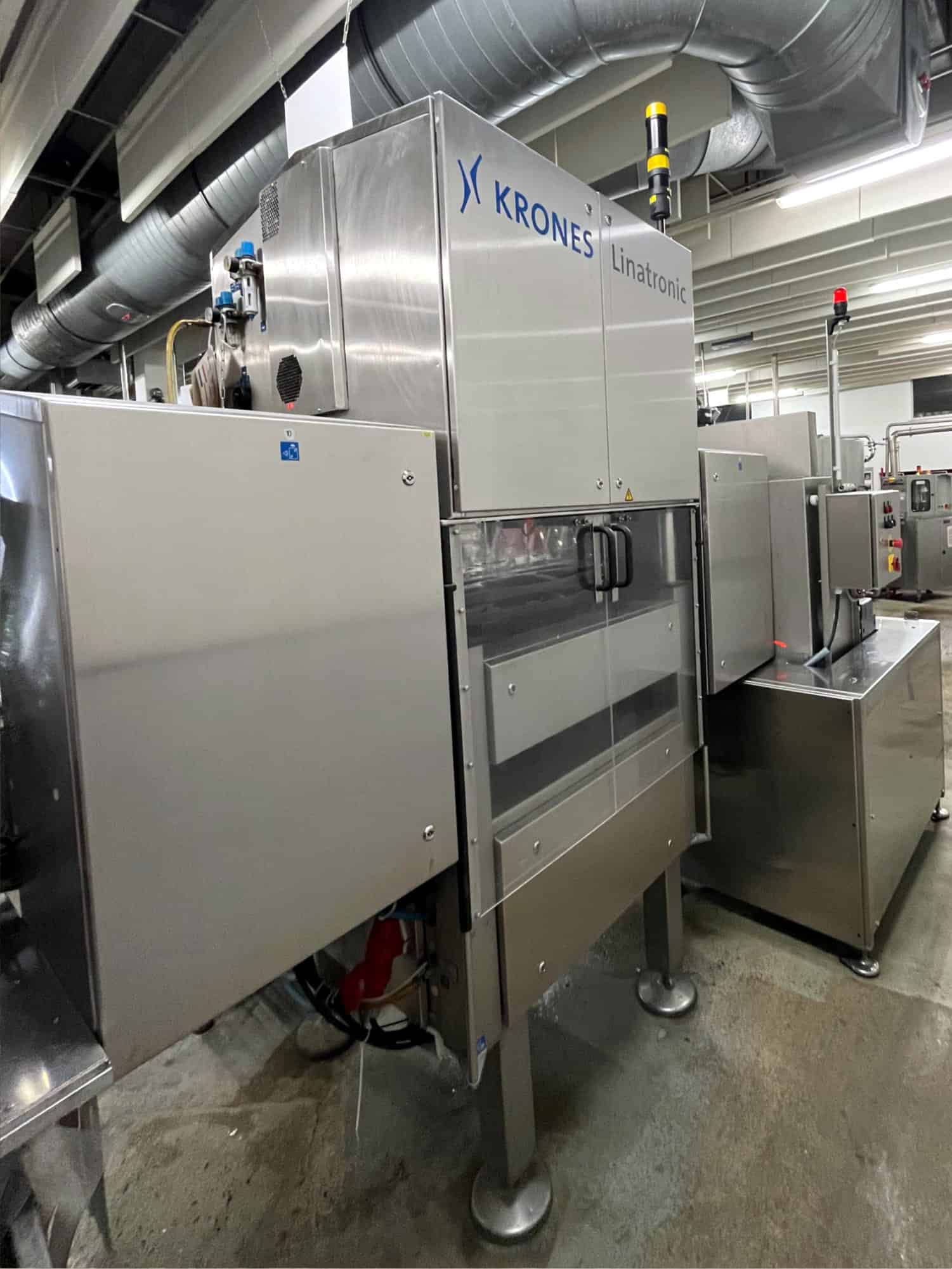 منظر جانبي لكرونيس - 